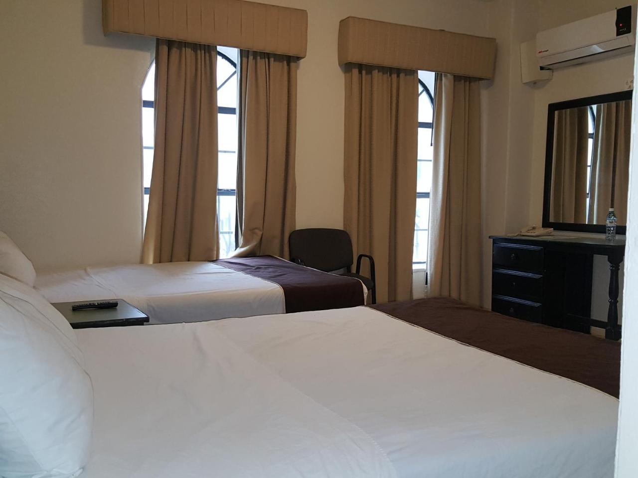Hotel Roma ماتاموروس المظهر الخارجي الصورة