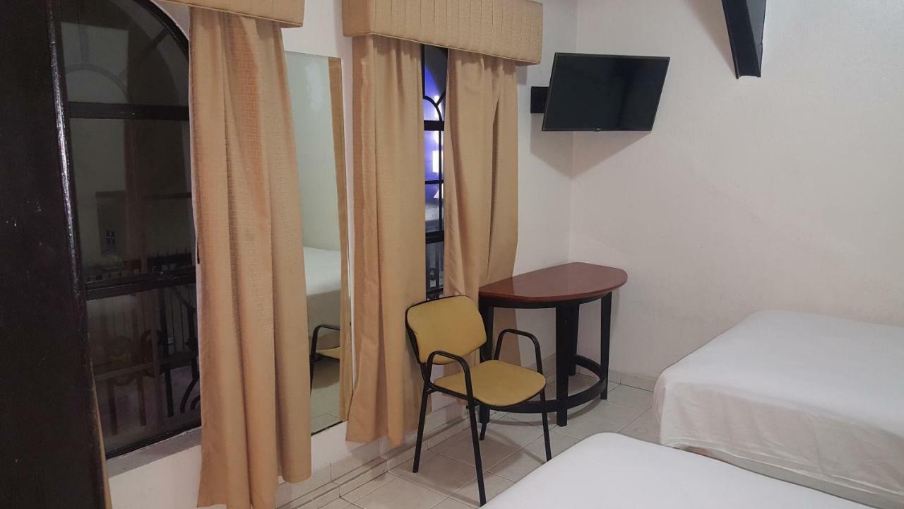 Hotel Roma ماتاموروس المظهر الخارجي الصورة
